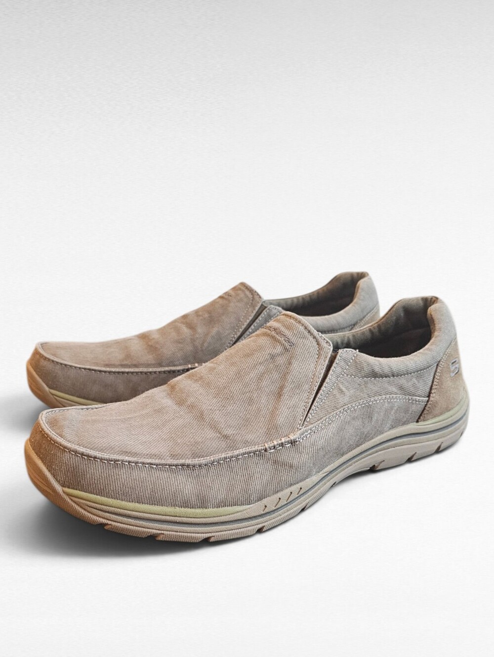 Skechers Relaxed Fit Expected Avillo Casual Slip-On Khaki Shoes Size 16